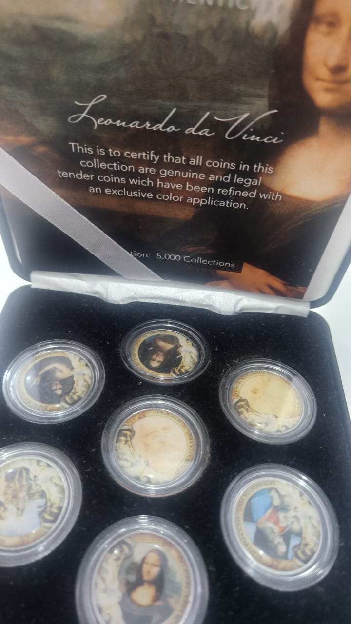 Leonardo da Vinci Commemorative Coin Set – 7 Colorized Medals in Display Case - Image 4